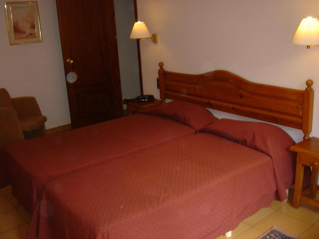 Apartaments L'Orri Енкамп Стая снимка